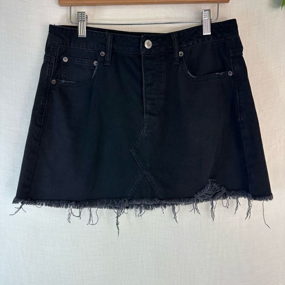 American Eagle Hi-Rise Festival Mini Skirt Womens‎ 10 Black Denim Raw Hemline
